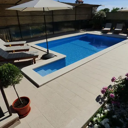 Dom wakacyjny Marica Kaštela